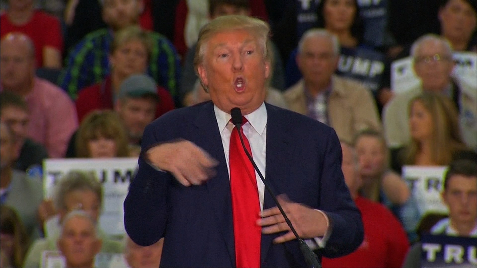 Trump mocks reporter's disability